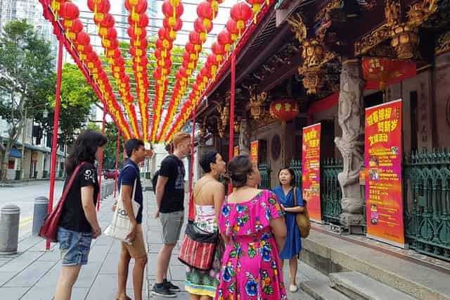 Private Singapore Walking Tour: City Highlights & Hidden Gems