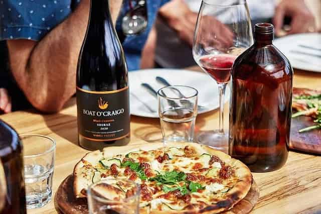 YARRA VALLEY Private Wine tour for couples