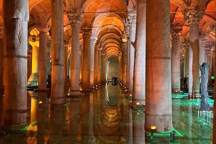 Istanbul City Tour: Small Group, Guide & All Tickets Included